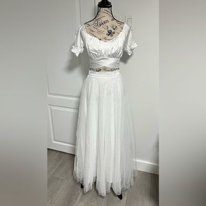 Silk puff sleeve top & mesh skirt set - S